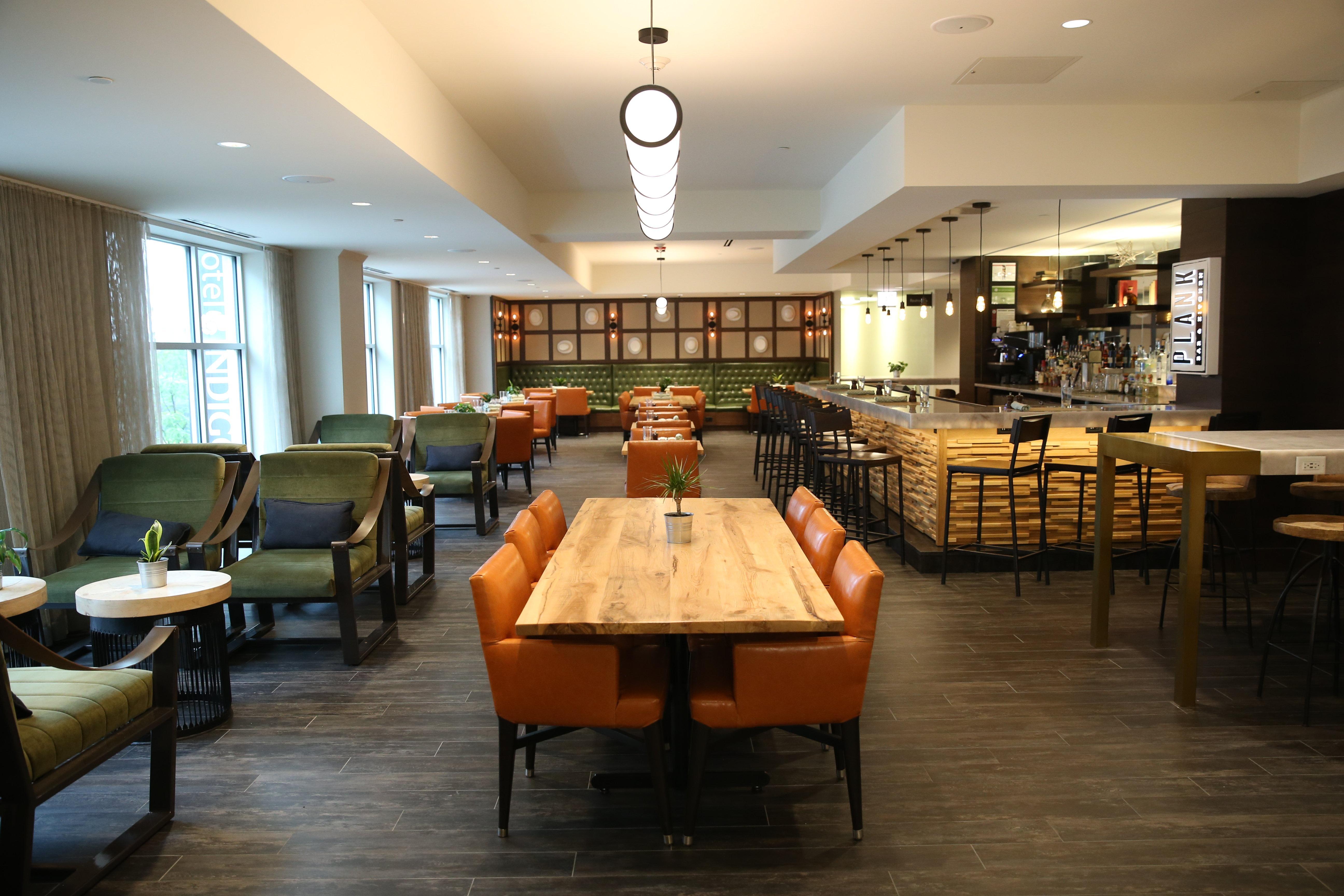 Hotel Indigo Naperville Riverwalk By Ihg Exteriör bild